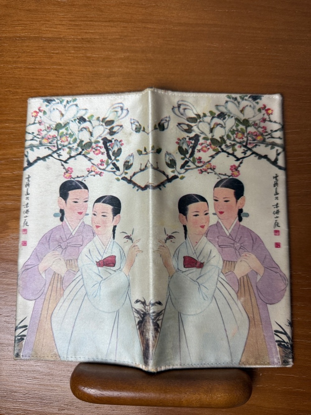 Vintage Korean Silk Wallet -Checkbook Holder-Billfold - Zipper - handmade rare